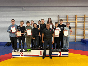 26 октября в г. Тула прошло открытое первенство ГУ ДО ТО «ОблСШОР по единоборствам» по спортивной (вольной) борьбе среди юношей 2011-2013,2014 и моложе и девушек 2011 и моложе.